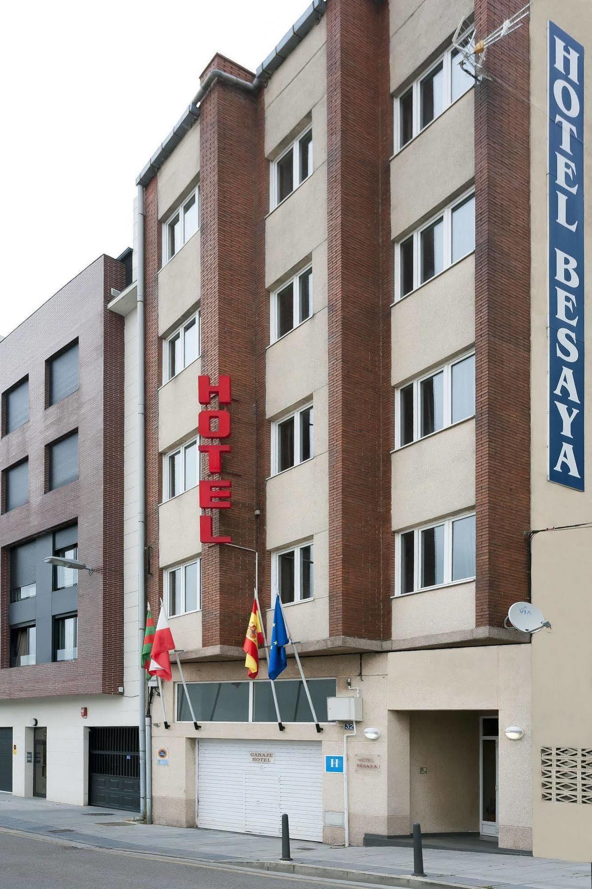 Hotel Besaya トレラベーガ エクステリア 写真